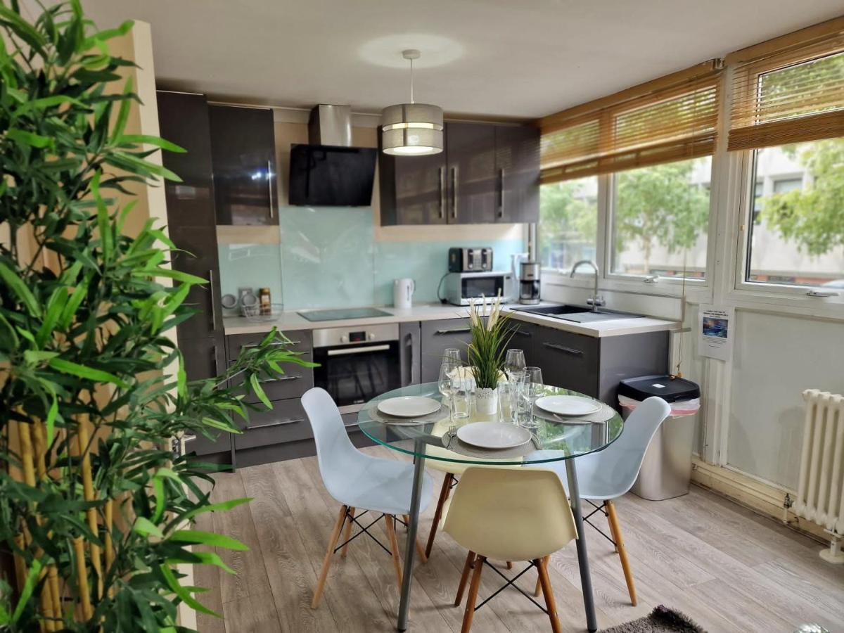 2 Bedrooms Flat In Great Location! Londýn Exteriér fotografie
