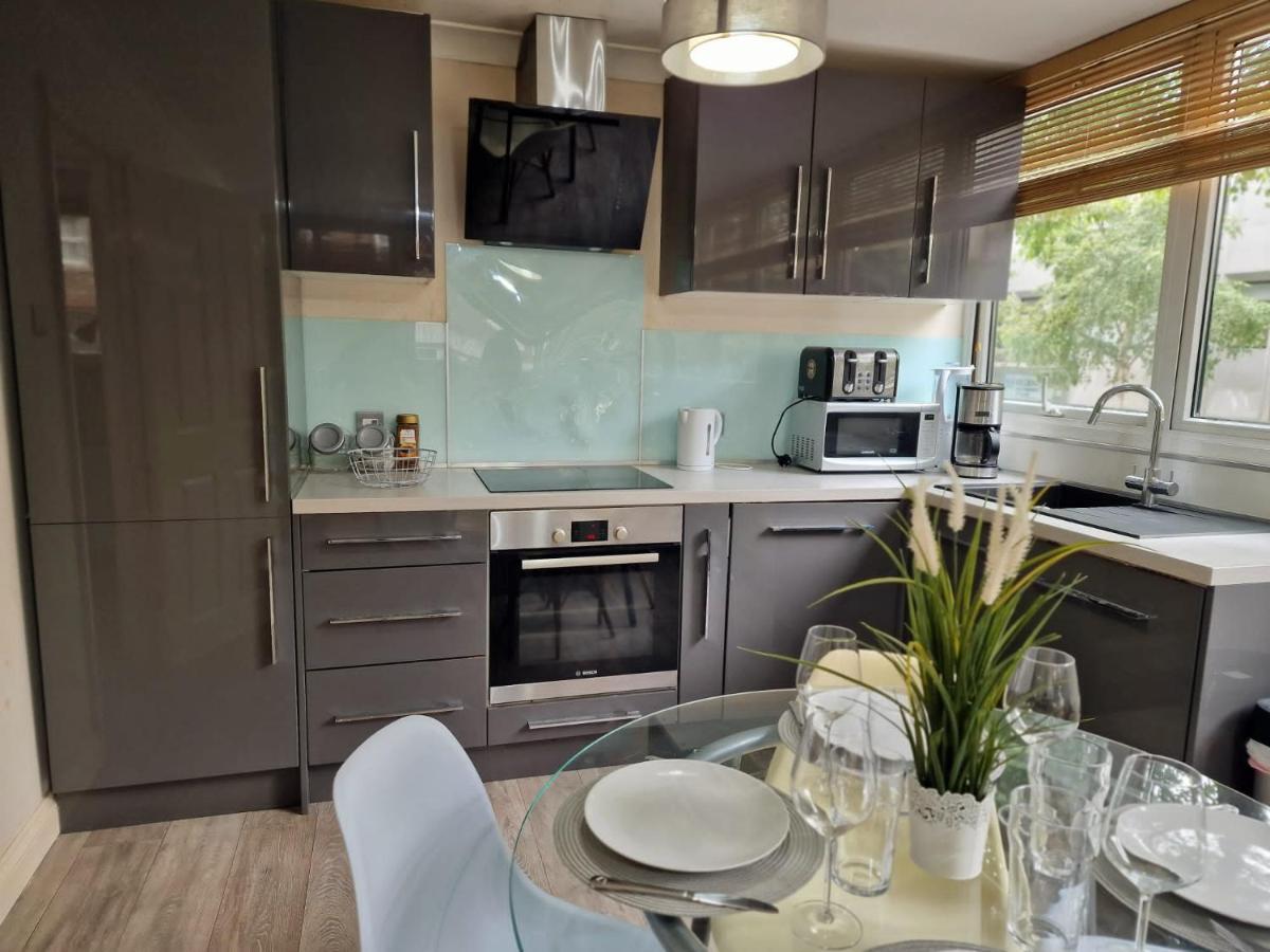 2 Bedrooms Flat In Great Location! Londýn Exteriér fotografie